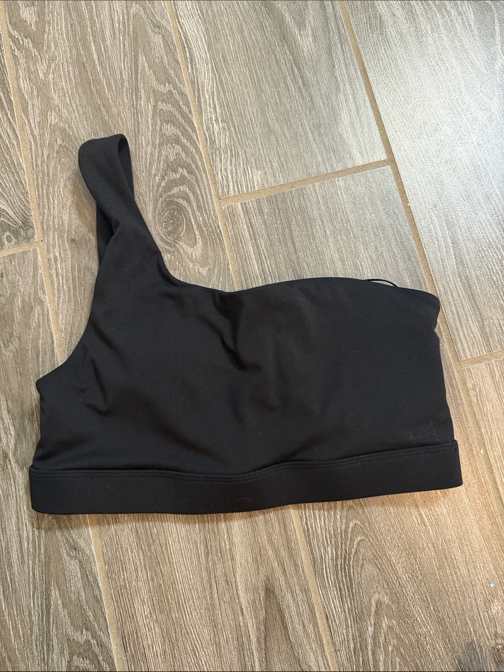 Fabletics Asymmetric One-Shoulder Black padded sports bra EUC size small